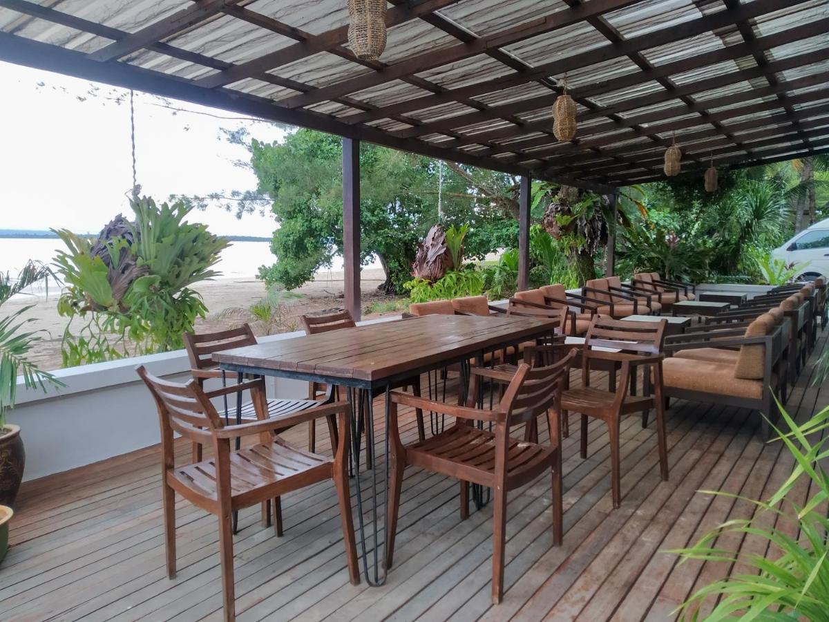 Rafflesia Resort Lundu Екстер'єр фото